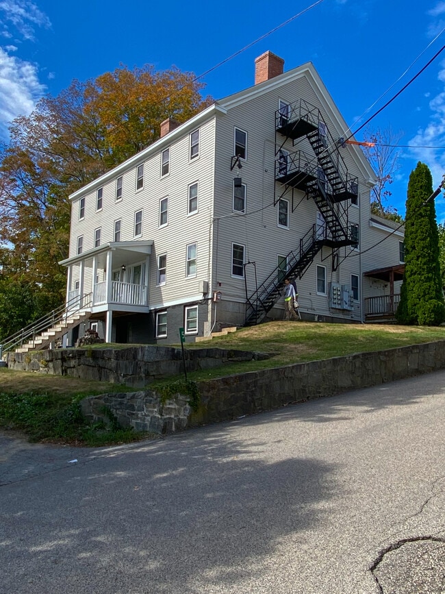 Historic building with a fresh exterior - 5 Chapel St