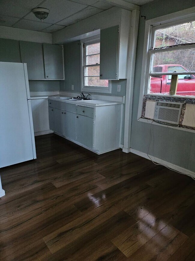 Photo - 46 Cherub Ln