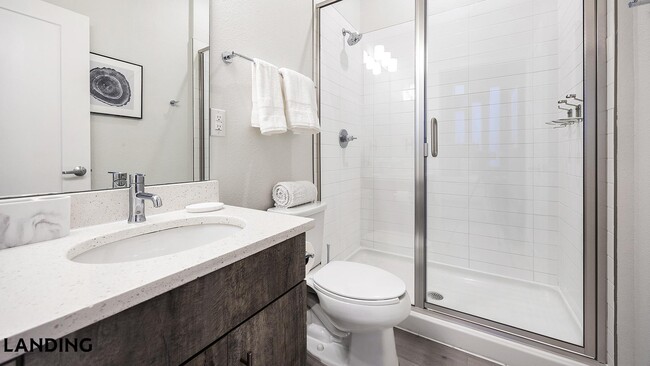 Photo - 3022 Zuni St Unidad 205