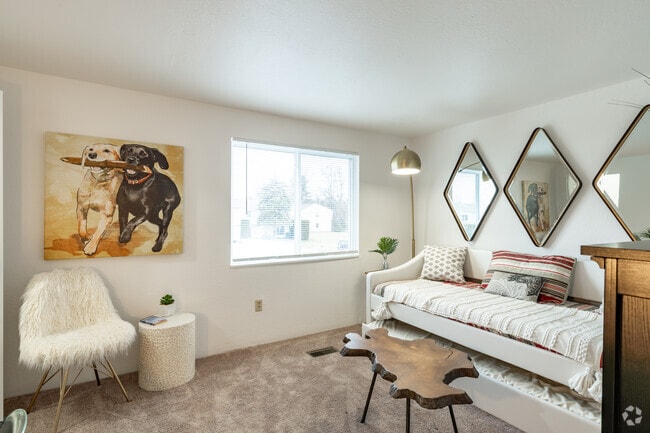 2HAB, 1,5BA - 1.052 ft² - Pheasant Run