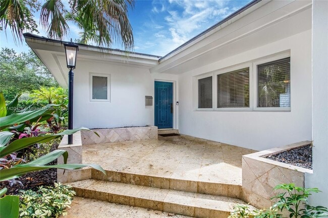 1100 S Alhambra Cir