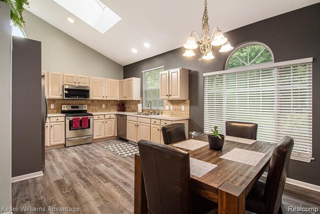 Photo - 130 Lakeshore Pointe Dr