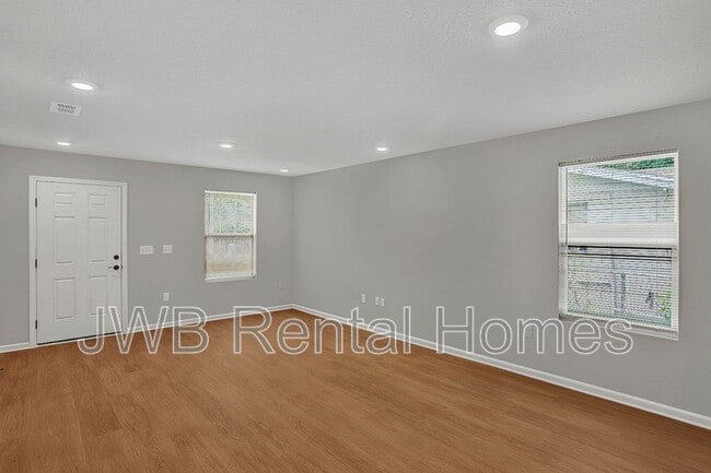 Photo - 7946 Dekle Ave