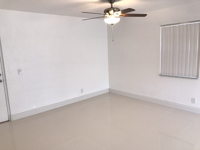 Apartments For 750 999 In Broward County Fl Com Photo 301 Nw 32nd Ct Unit 1st