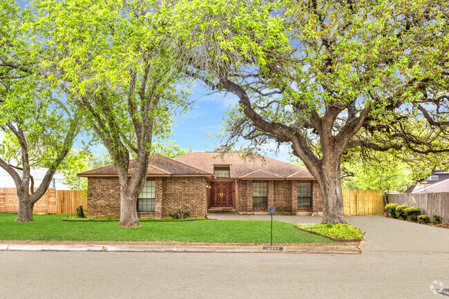 Building Photo - 13722 Hunters Hawk Rental