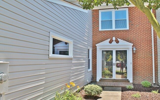 Photo - MUST SEE! Charming 3-Bedroom Townhome in Thoroughgood! 1-Car Attached Garage!