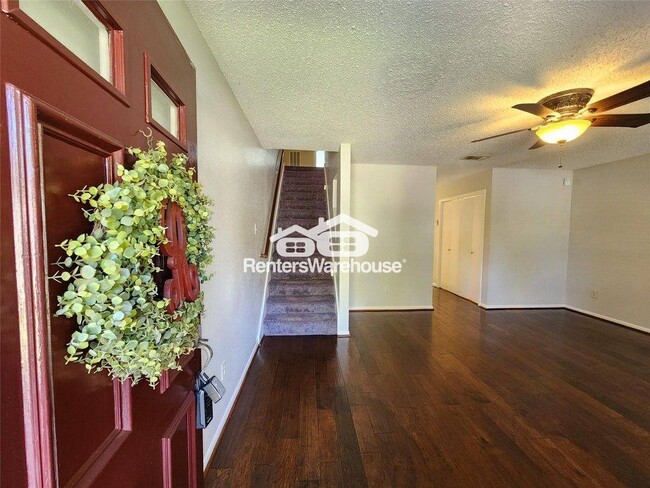 Photo - 17742 Kings Park Ln