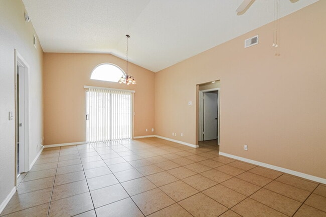 Photo - 3100 Orchard Pl