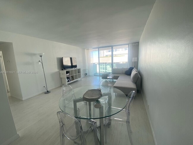 Photo - 1200 West Ave Unit PH22