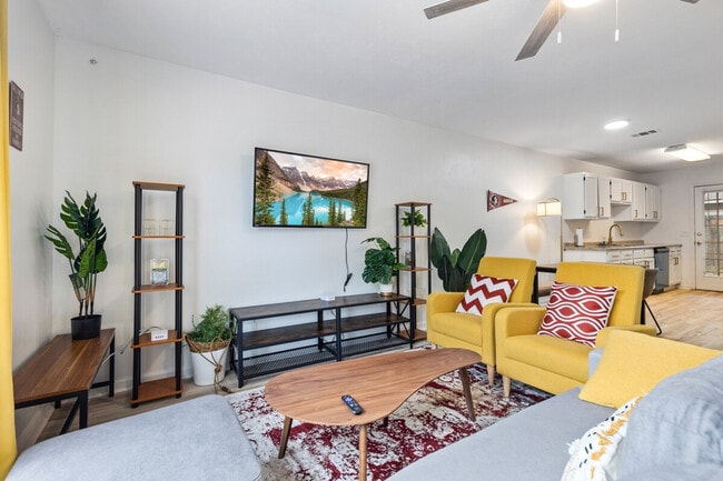 Building Photo - 1300 Nylic St Unit SI ID1319922P