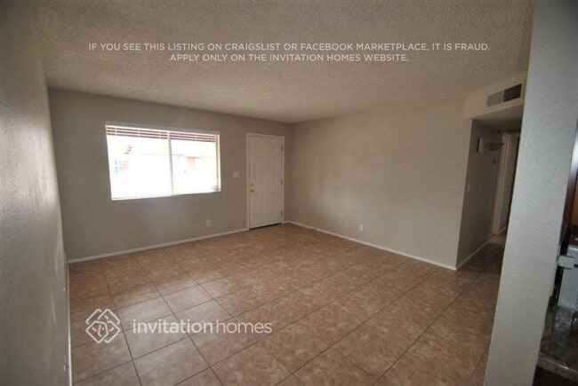 Photo - 2125 W Chicago St