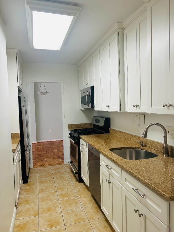 Photo - 4000 Tunlaw Rd NW