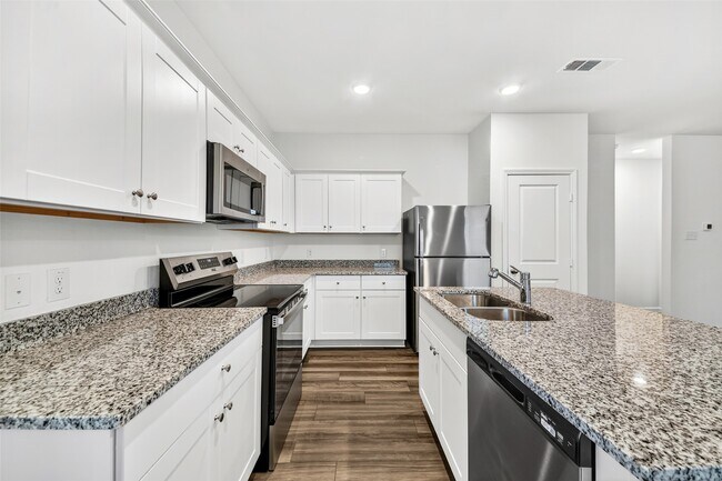 Photo - 15049 Ronan Dr