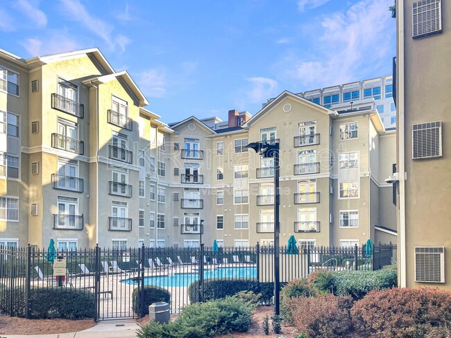 Building Photo - 800 Peachtree St NE Unit Apartment 1512
