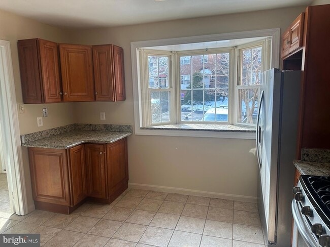 Photo - 8146 Larkin Ln