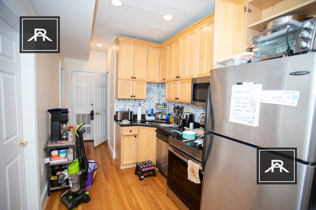 Photo - 71 Thatcher St Unit 302