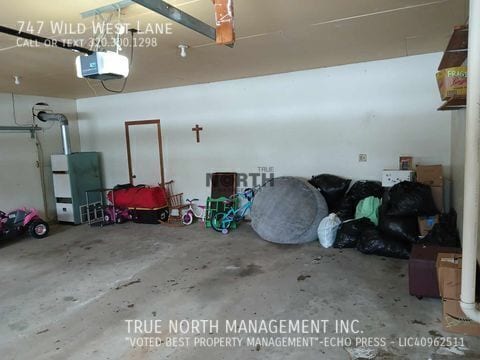 Photo - 747 Wild W Ln SW