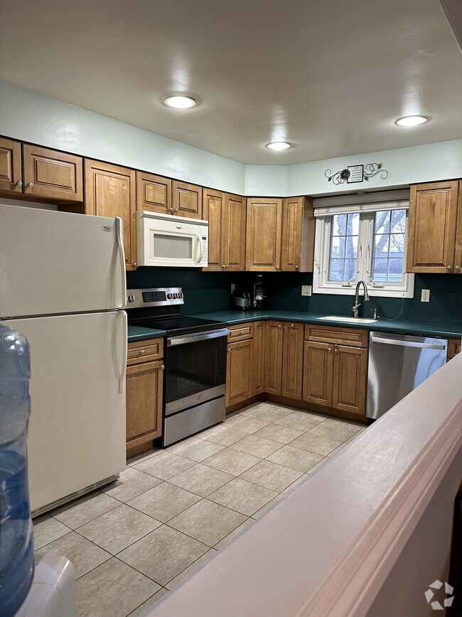 Apartments for Rent in Selden NY 36 Apartments