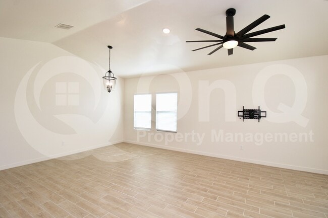 Photo - 22090 N Belt Dr