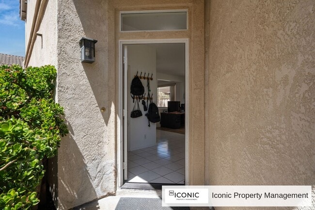 Photo - Bright & Spacious Family Home in a Private Gated Community