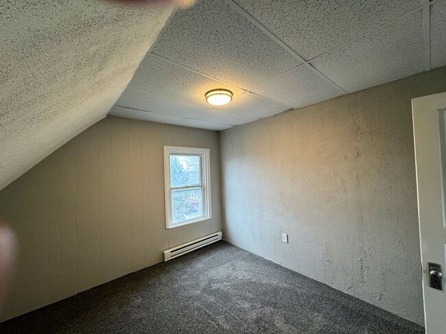 320 Orchard Pl