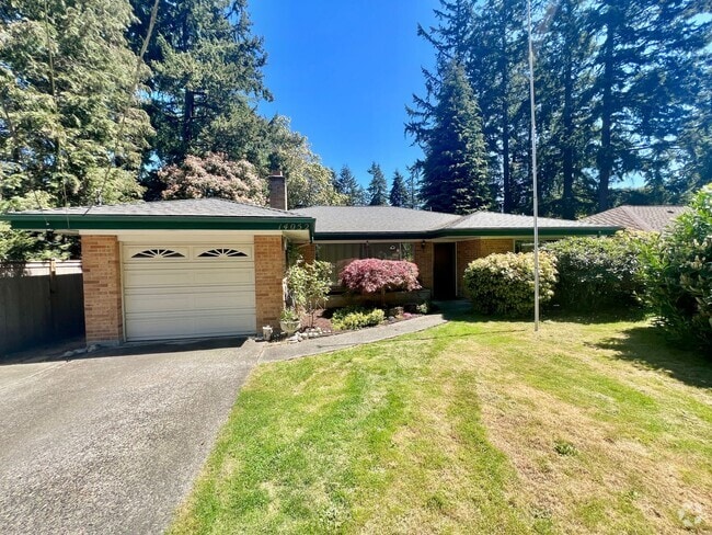 Building Photo - 3bd/.75ba Seattle Home
