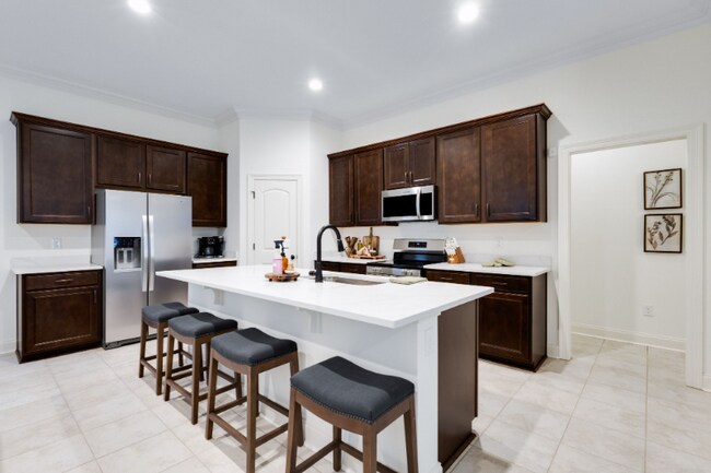 Photo - 113 Ridley Ln