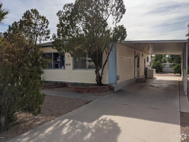 Building Photo - 8119 E Billings St Rental