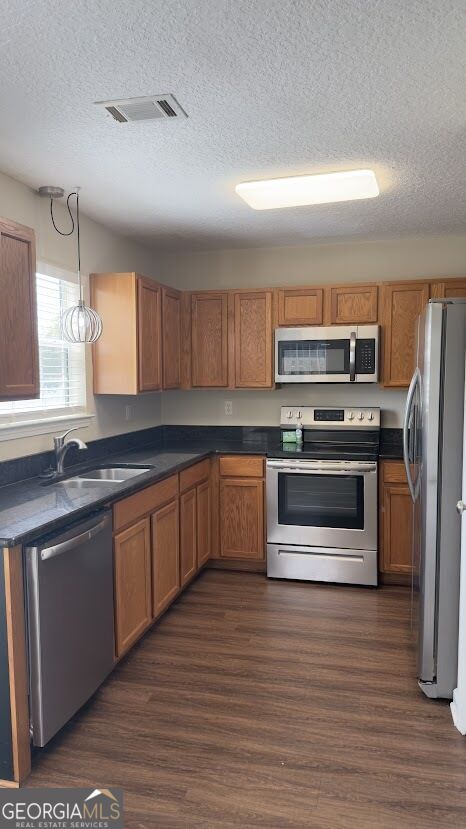 138 Hamilton Dr