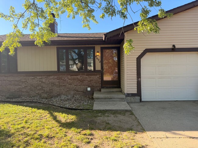 Photo - Rockford Schools! 4 Bedroom Duplex