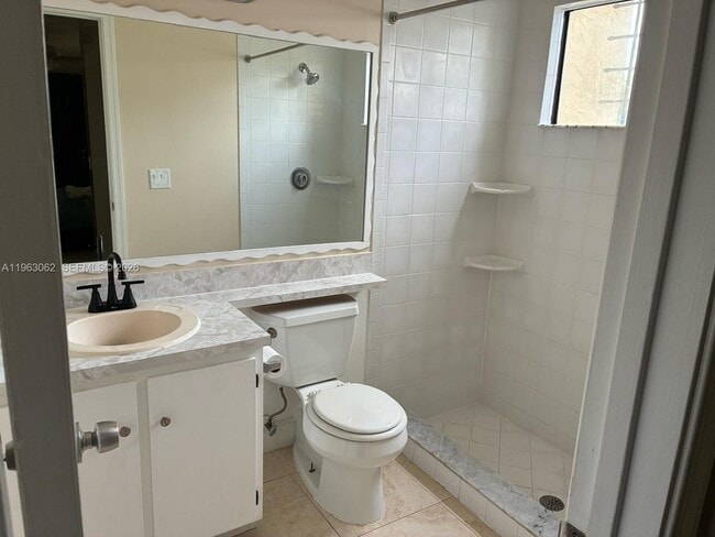 Photo - 2963 Genoa Pl Unidad B