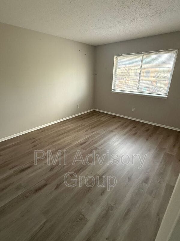 Photo - 3101 SW Macvicar Ave