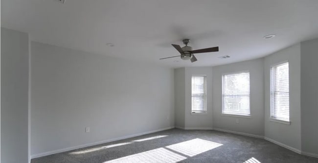 Photo - 7908 Virgil St