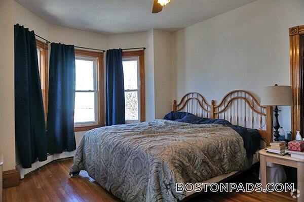 Building Photo - 83 Brown St Rental