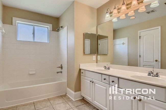 Photo - 434 Grandiflora Dr