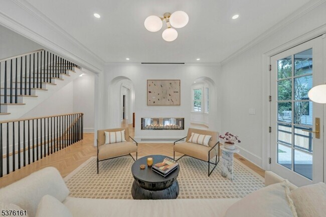 84 Watchung Ave
