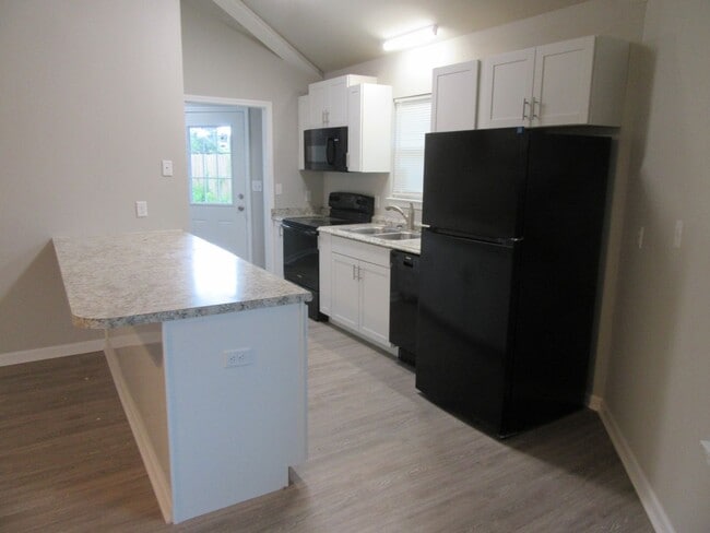 Photo - 1304 Grace Ave Unit 1304 B Grace Ave