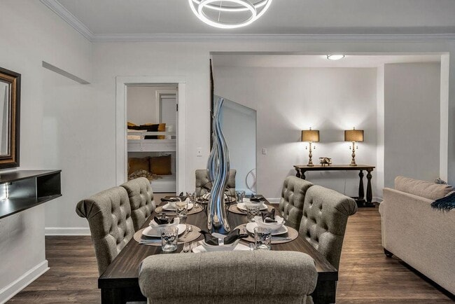 Photo - 3636 N Racine Ave