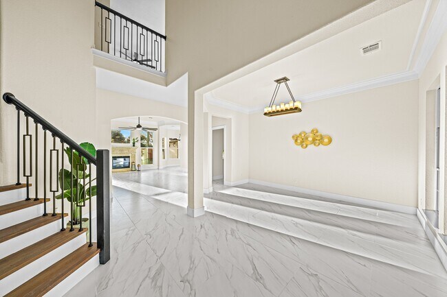 Photo - 14511 Middle Bluff Trail