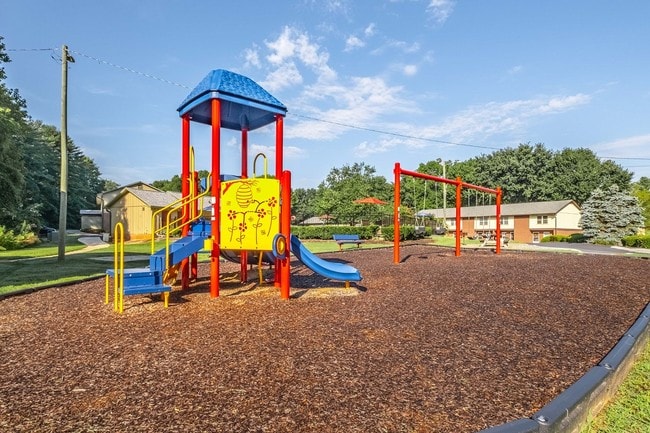 Woodbridge Apartments