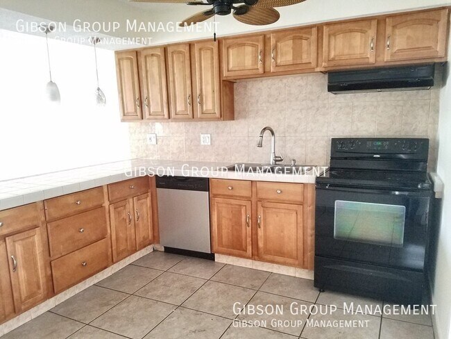 Photo - 4500 NE 15th Ave