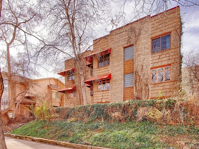 Photo - 1029 Pennsylvania St