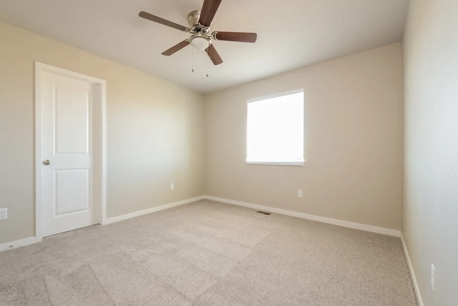 Photo - 14413 Heritage Dr