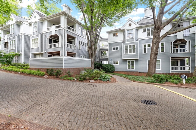 Photo - 700 Bishops Park Dr Unit #201