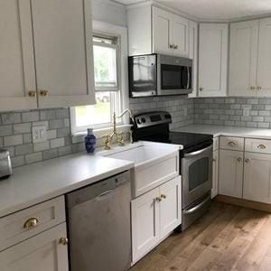 Photo - 140 Renfrew Ave