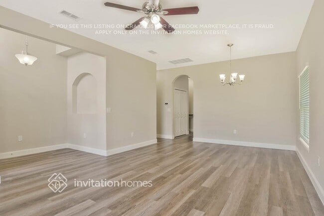 Photo - 7945 Riffle Ln