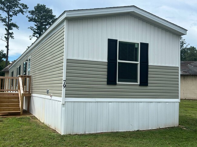 Building Photo - 4627 Blanche Rd Rental