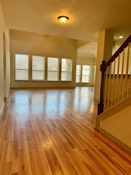 Photo - 3314 Selene Dr