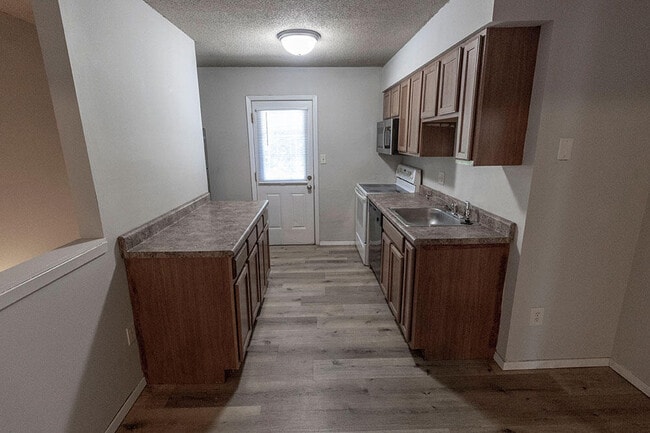216 Wheaton Ct
