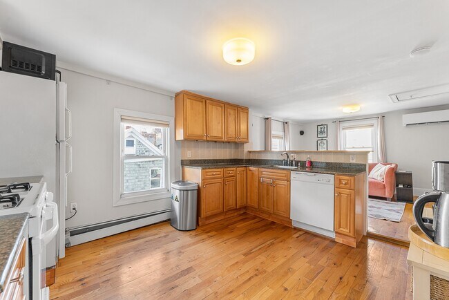 Photo - 42 Jefferson St Unit 3